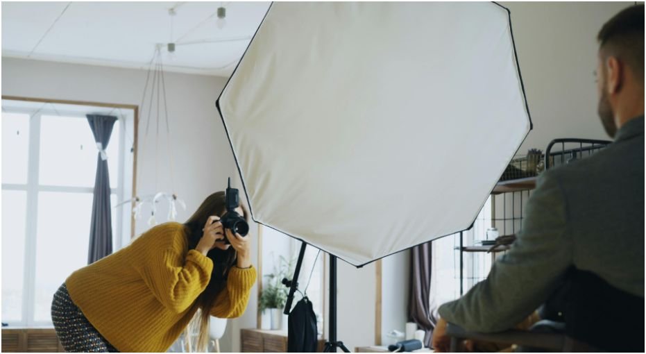 indoor photography tips for beginners without studio lights