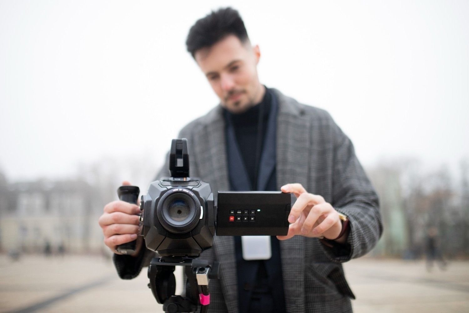How Should I Set Up My Phone Before Recording Reels?