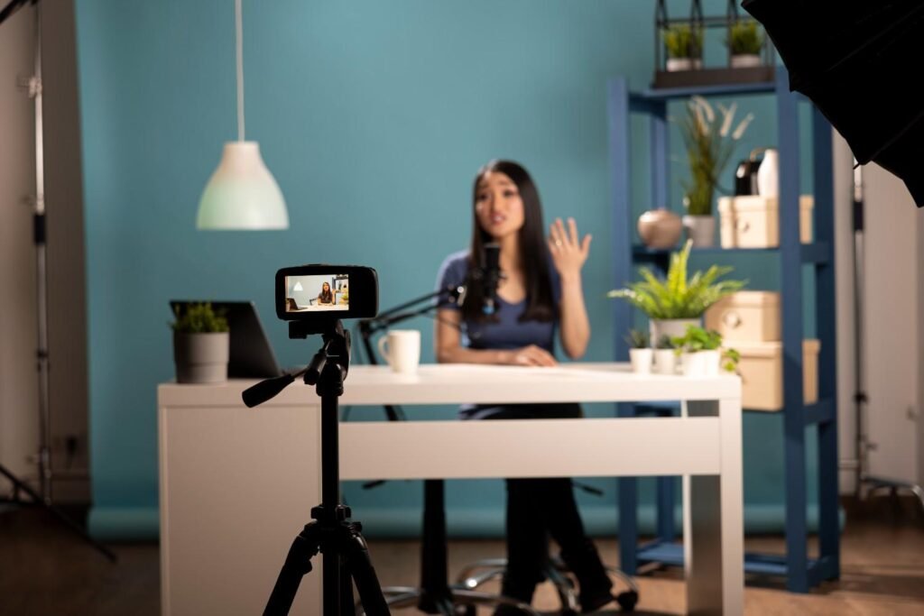 How to Shoot YouTube Videos in a Small Room