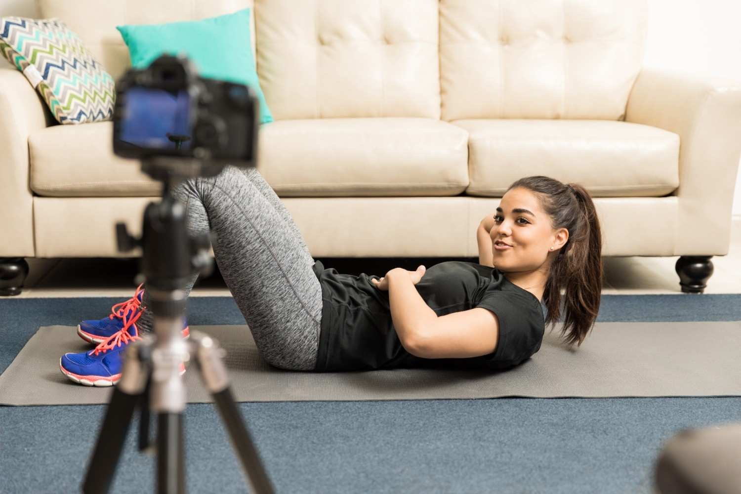 How Do You Film Workout Videos at the Gym Respectfully?