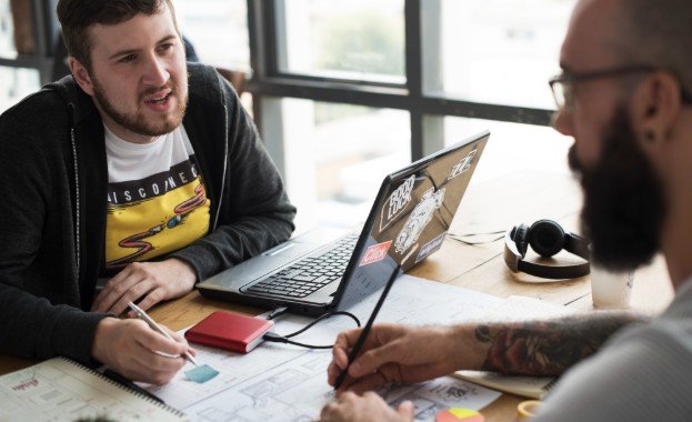 How to Build a Portfolio That Attracts Creative Clients and Earns Their Trust
