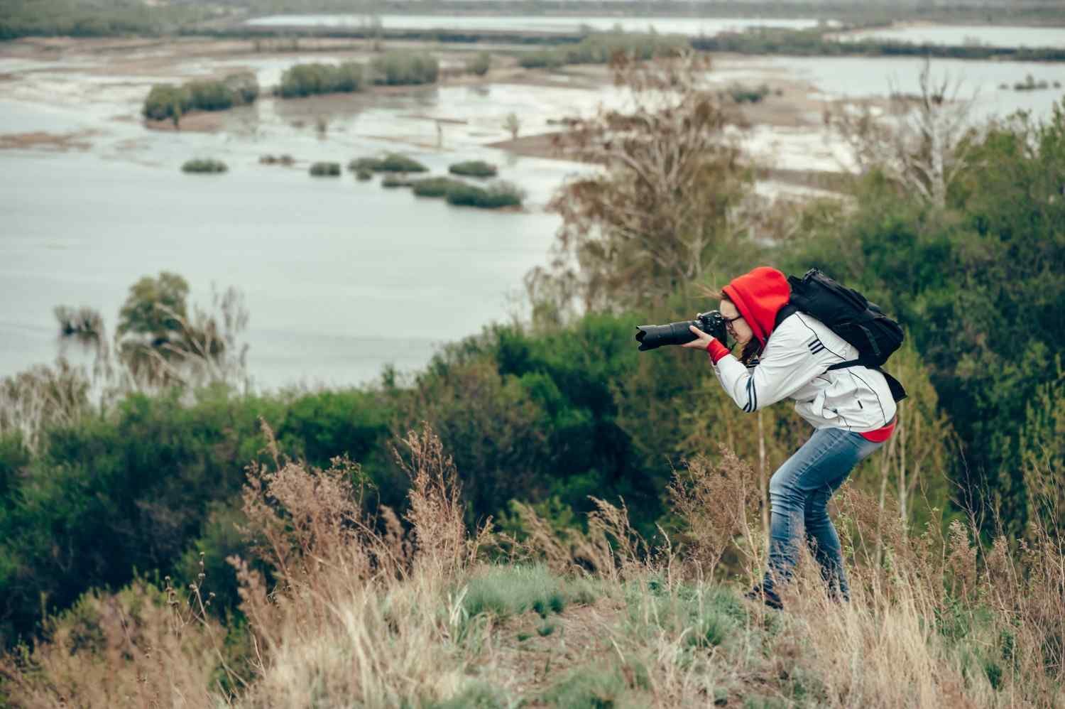 What Are the Best Camera Settings for Windy Photography