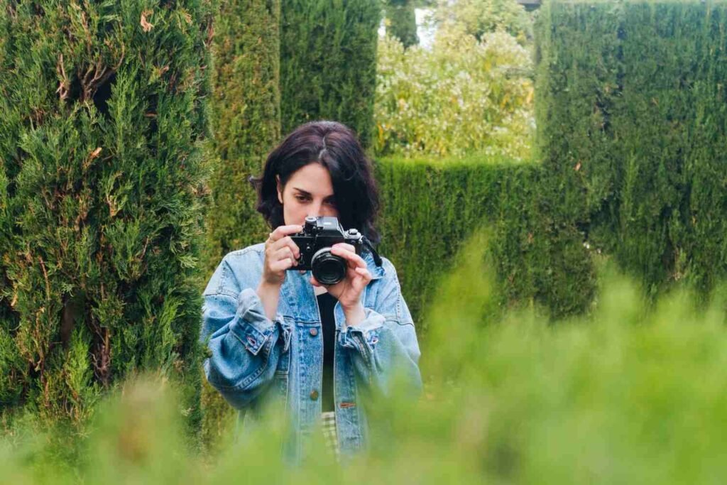 Photography Tips for Small Backyard Portraits